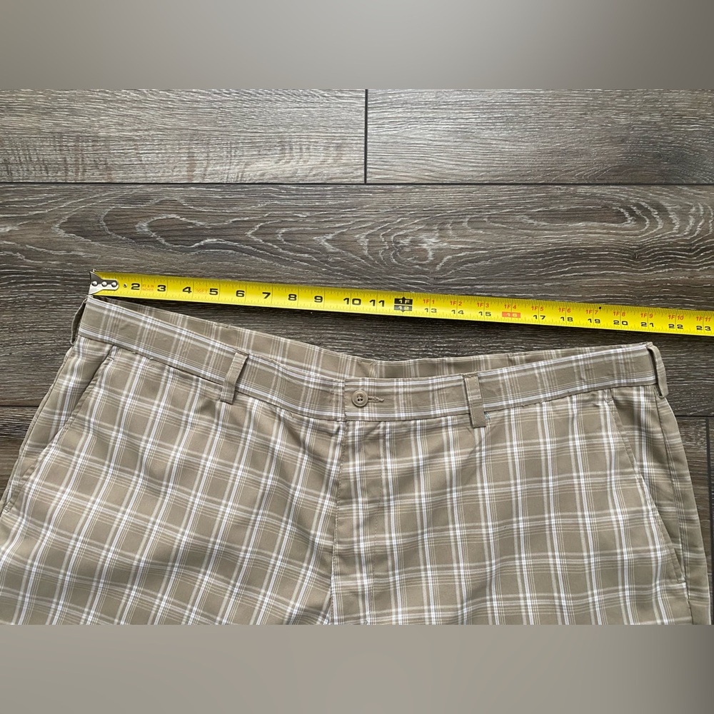 🌞 3 for $15 Men's Flat Front plaid/ beige 44 - Picture 4 of 5